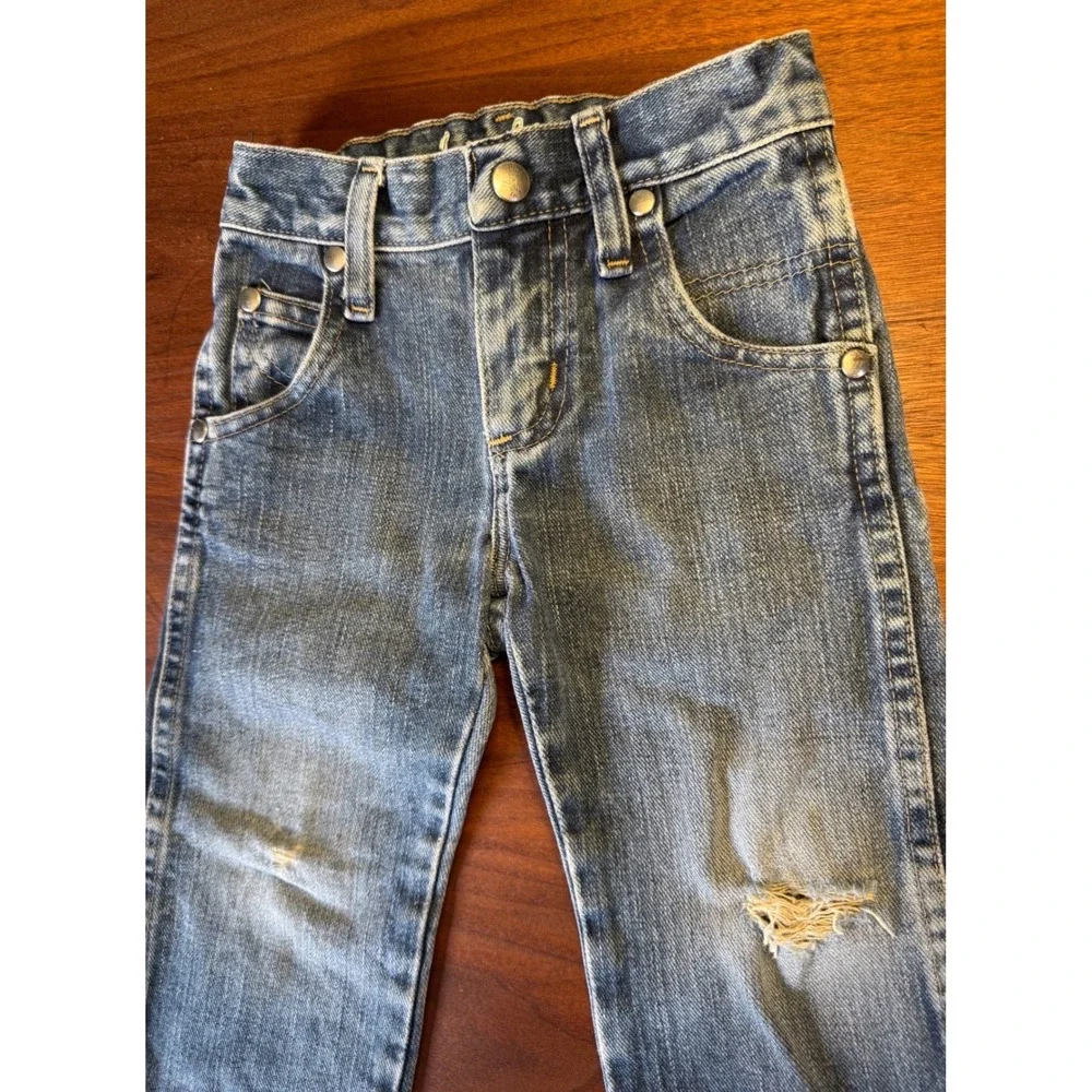 Wrangler Retro Toddler Boy 2T Slim Straight  Jeans Medium Wash Distressed Cowboy